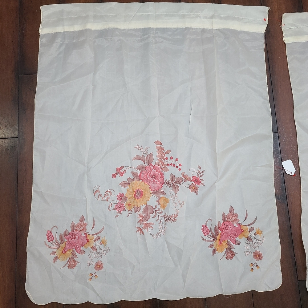 Floral Printed Short Curtains